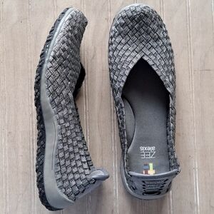 Zee Alexis Spice Woven Comfort Memory Foam Walking Metallic Silver Gray Slip On